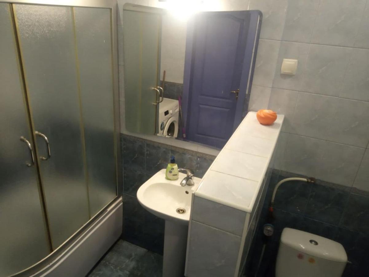 Уютная, Просторная Квартира, Рядом С Пр. Воронцова Dnipro Exteriör bild